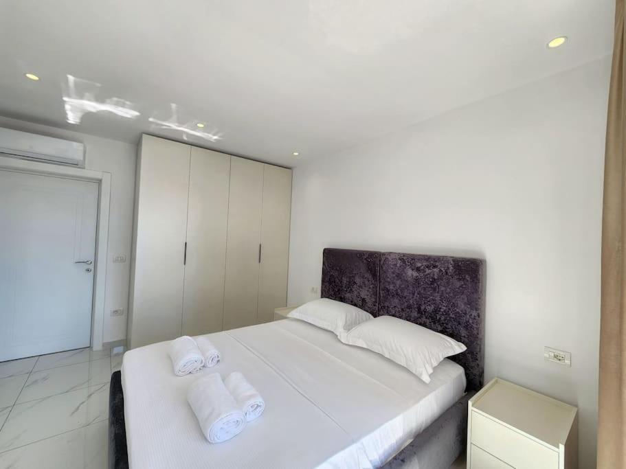 Tirana City Center Penthouse Oasis エクステリア 写真