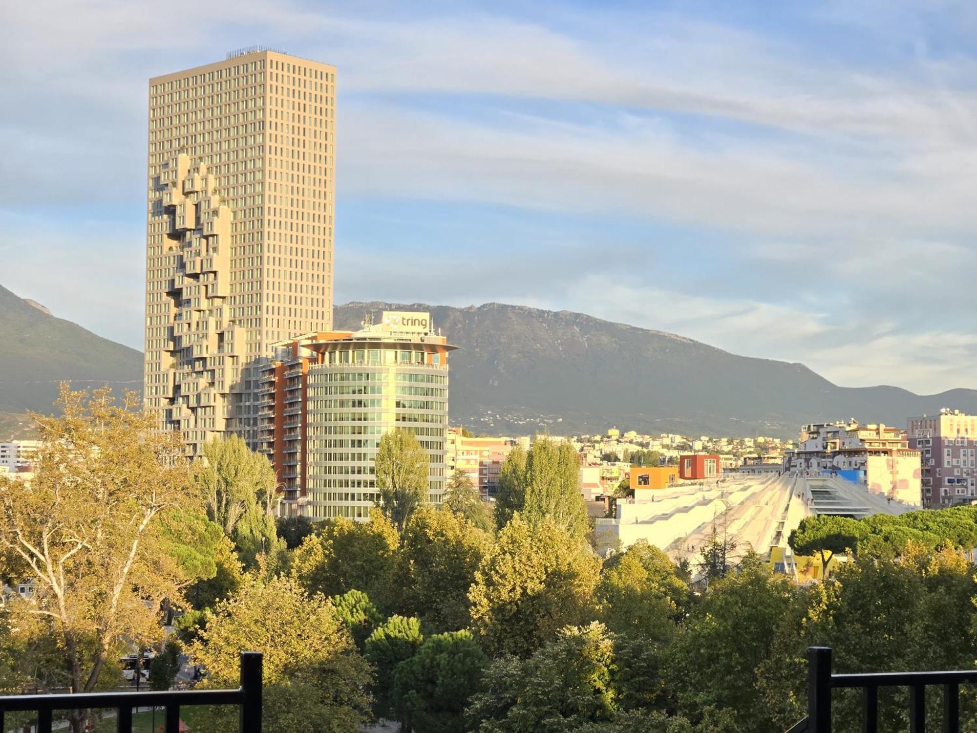 Tirana City Center Penthouse Oasis エクステリア 写真